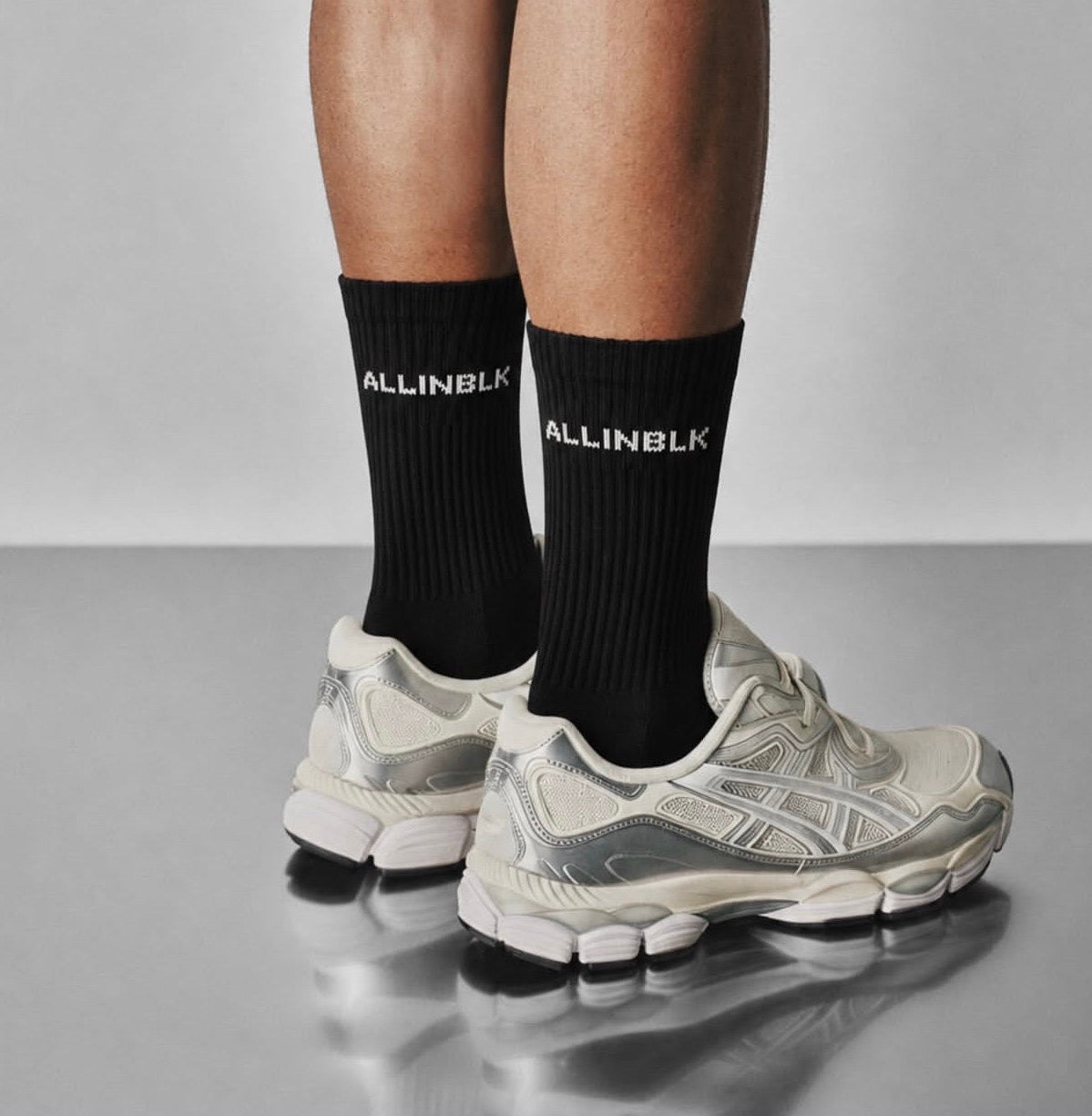 ALLINBLK UNISEX SOCKS